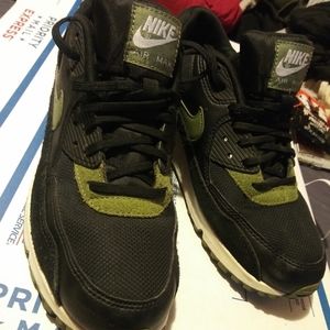 Nike Air Max Sneakers